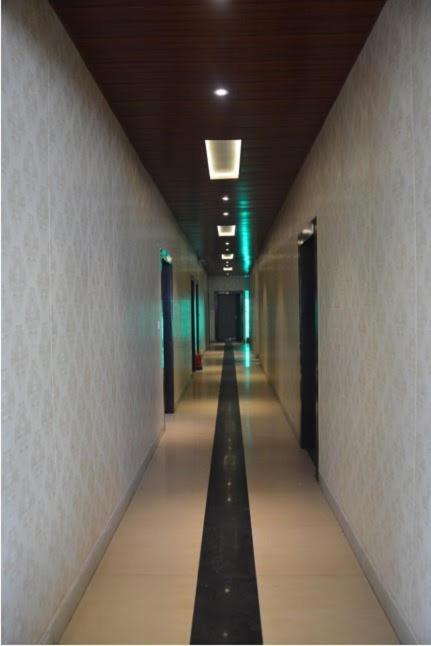 Krazy Hotel Haldwani Luaran gambar