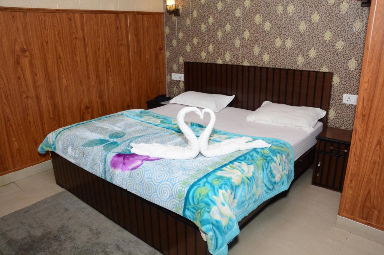 Krazy Hotel Haldwani Luaran gambar