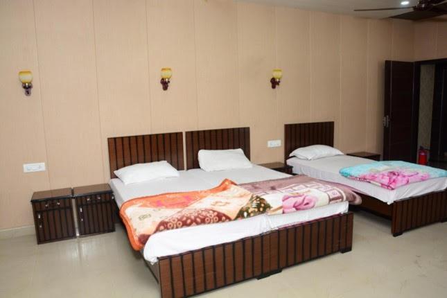 Krazy Hotel Haldwani Luaran gambar