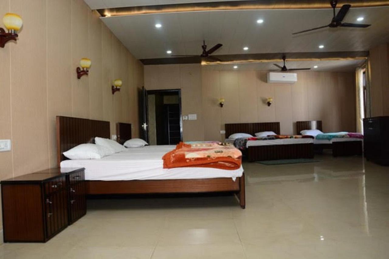 Krazy Hotel Haldwani Luaran gambar